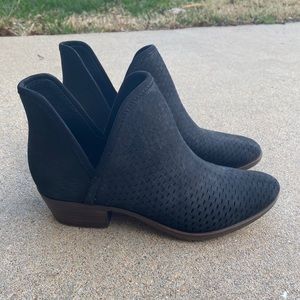 Lucky Brand ankle booties